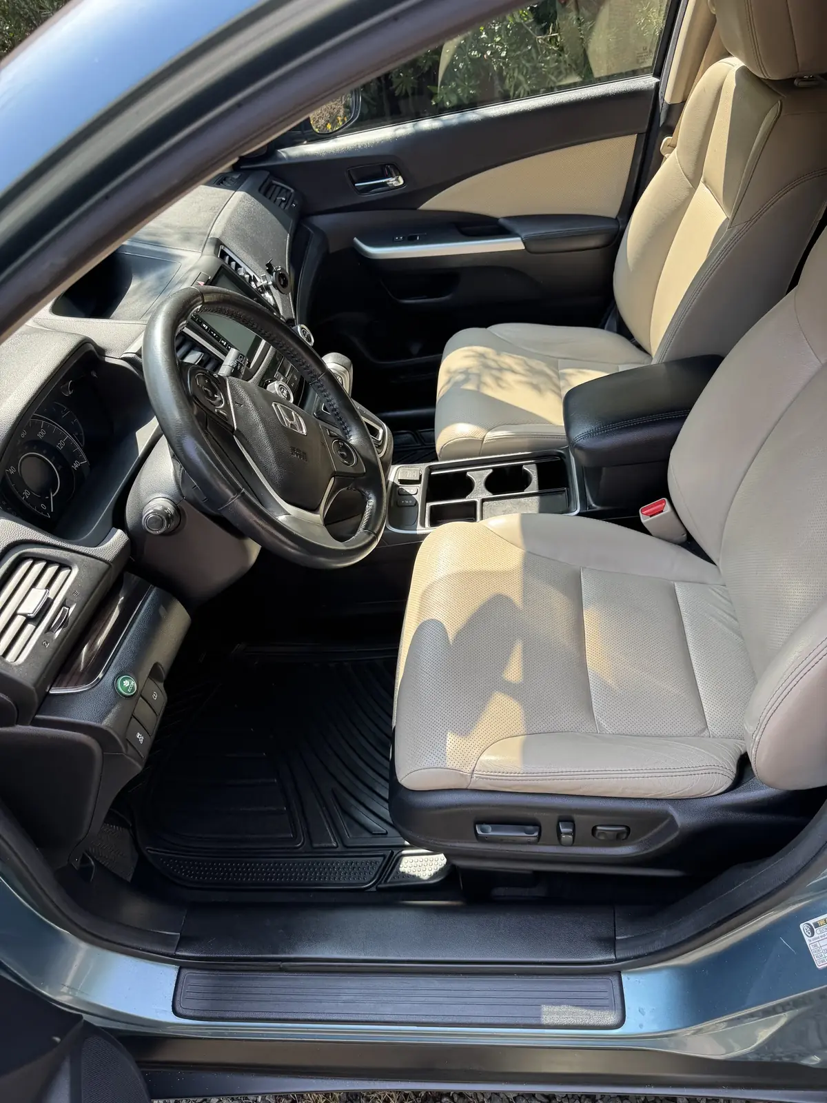 Mobile auto detailing result in Portland, Oregon — photo 29