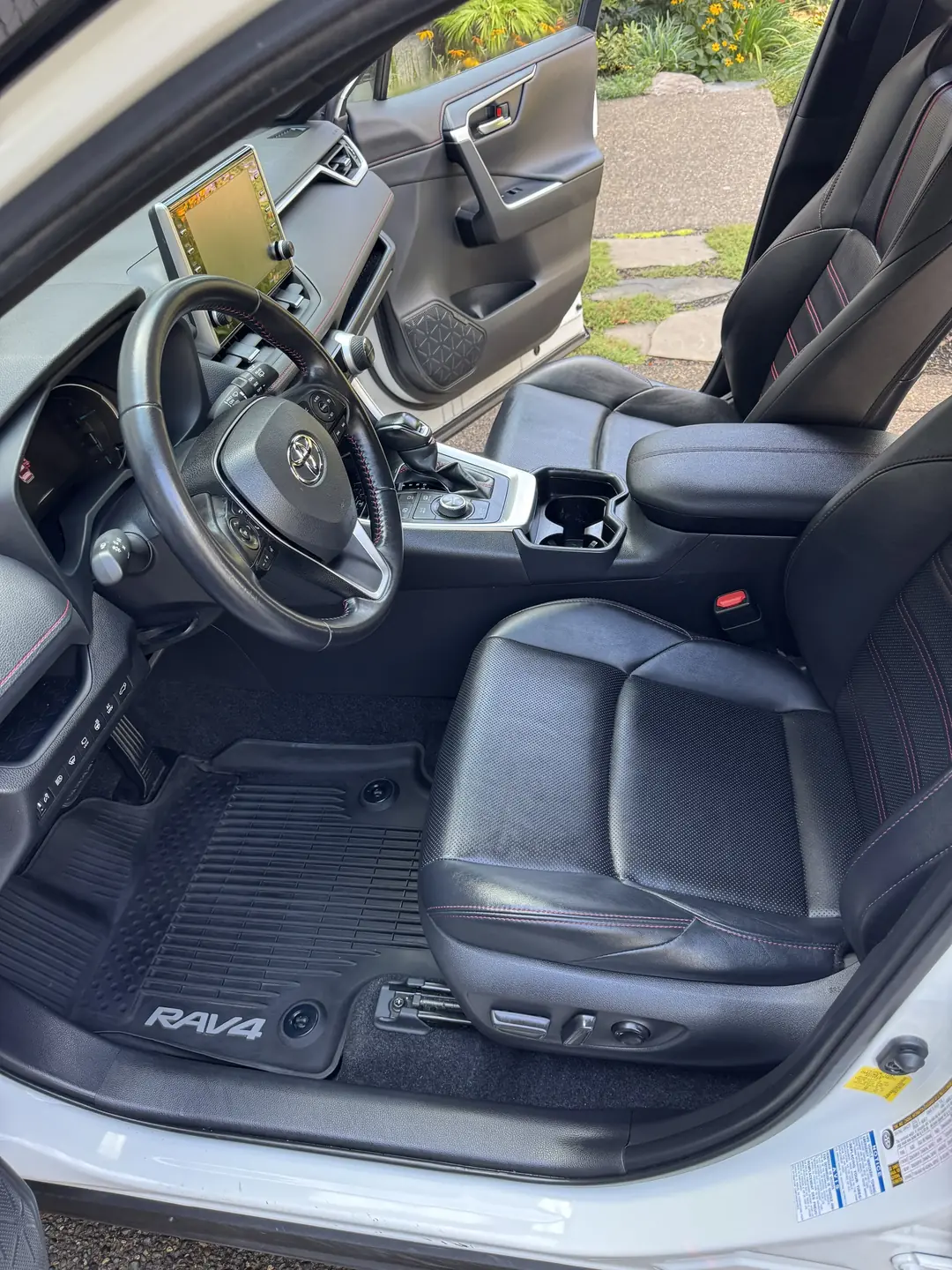 Mobile auto detailing result in Portland, Oregon — photo 50